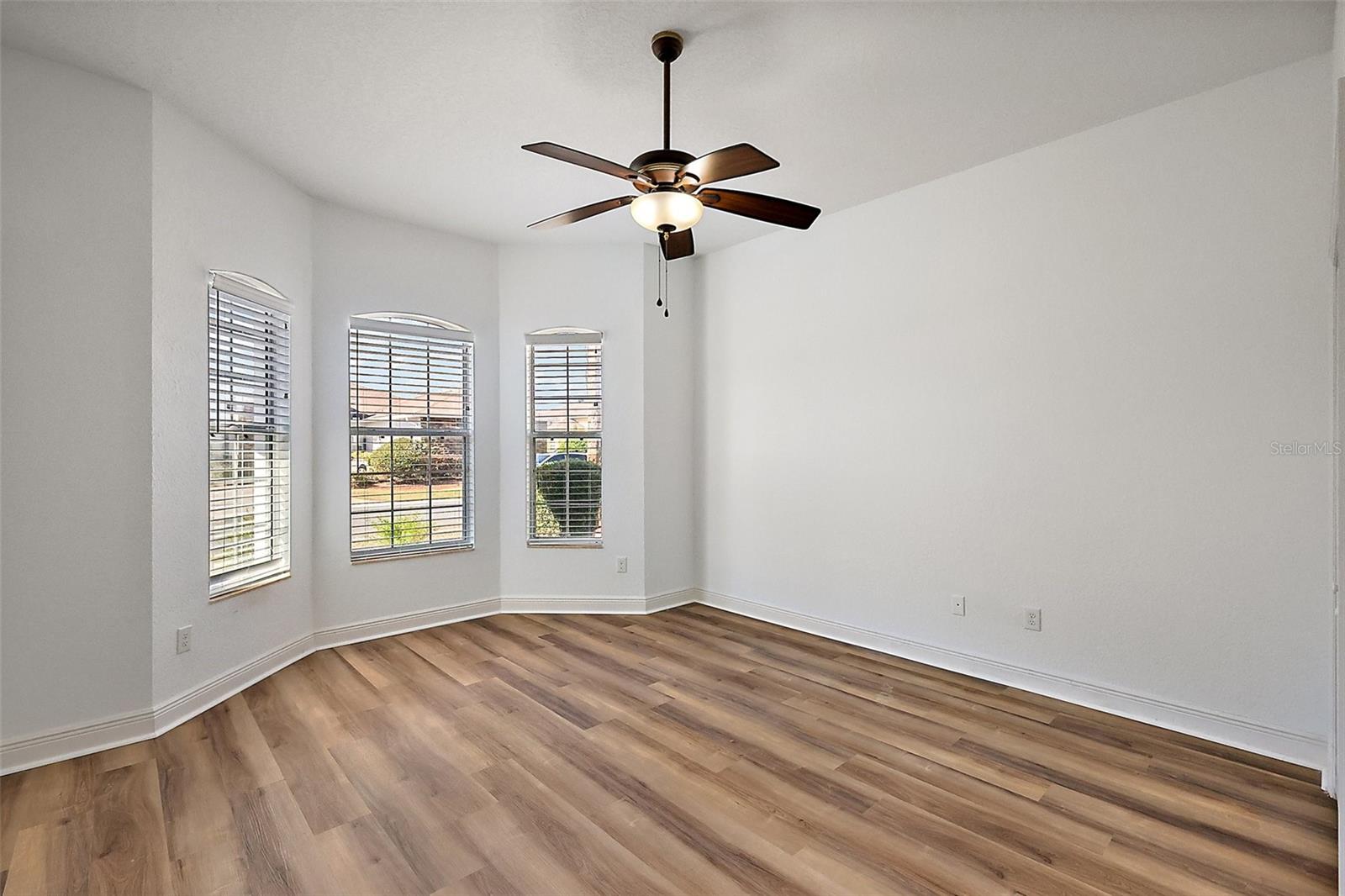 10173 LAKE MIONA WAY, OXFORD, FL, 34484
