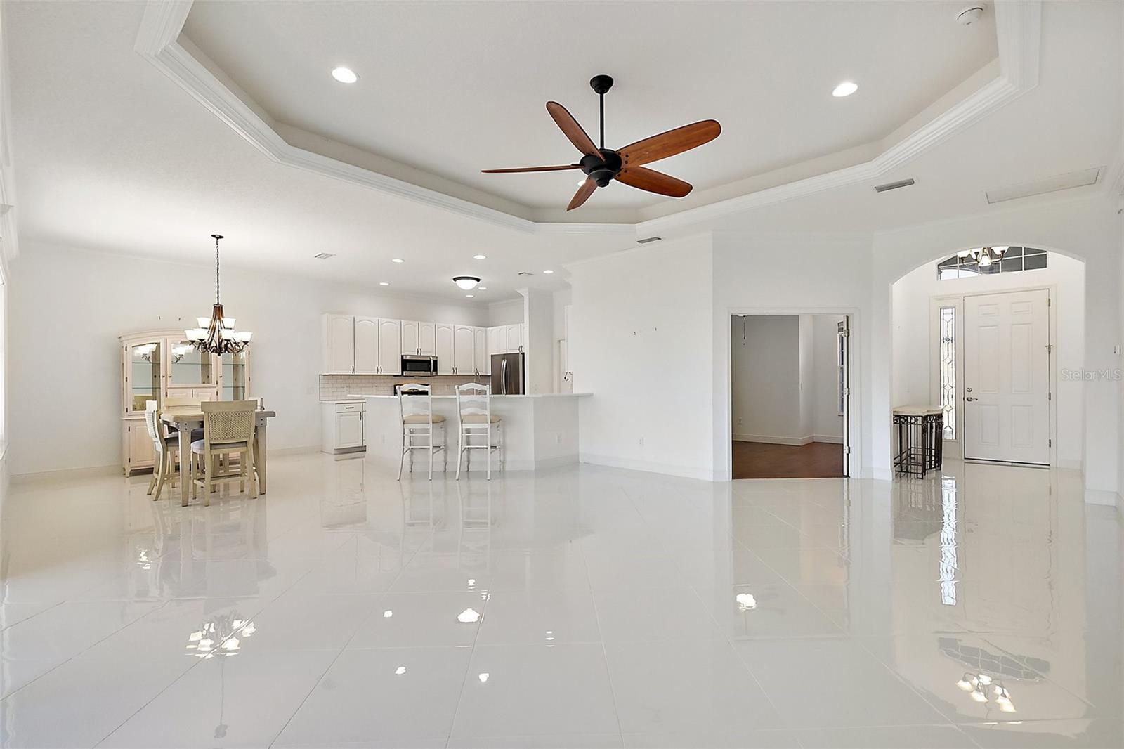 10173 LAKE MIONA WAY, OXFORD, FL, 34484