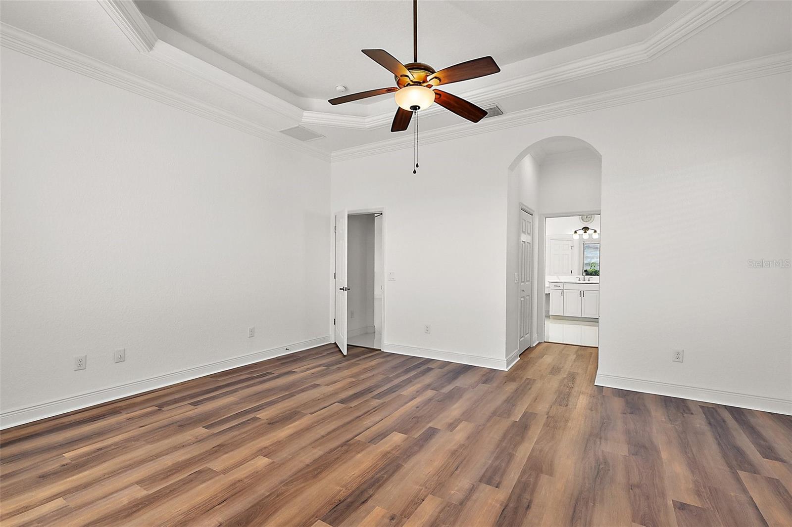 10173 LAKE MIONA WAY, OXFORD, FL, 34484