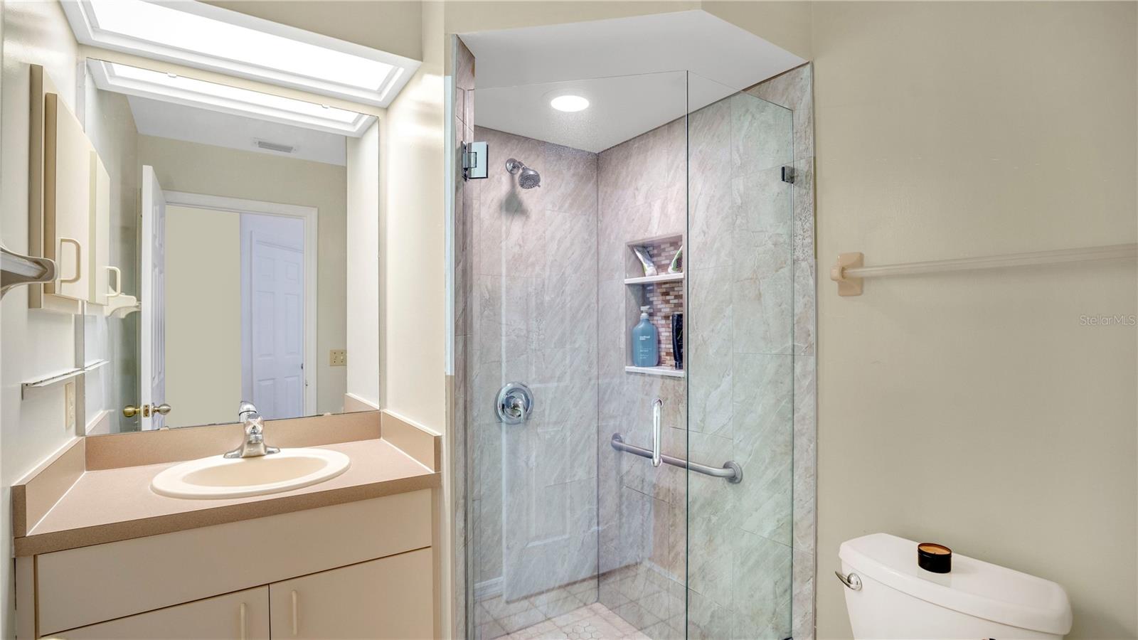 33352 FOUNTAIN LN, LEESBURG, FL, 34788