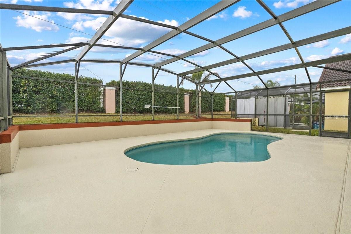 421 ROBIN RD, DAVENPORT, FL, 33896