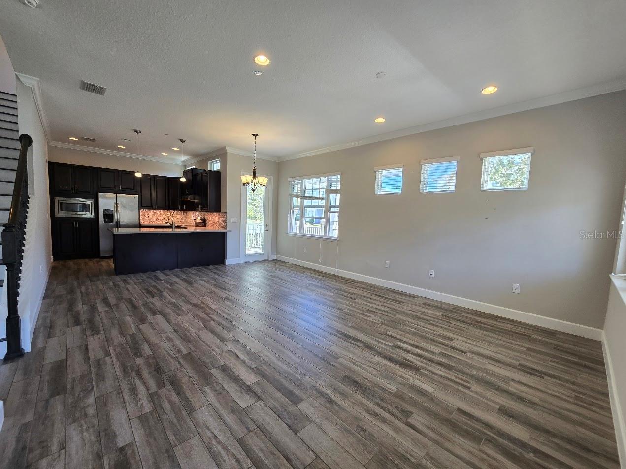 9121 LAUREATE BLVD, ORLANDO, FL, 32827