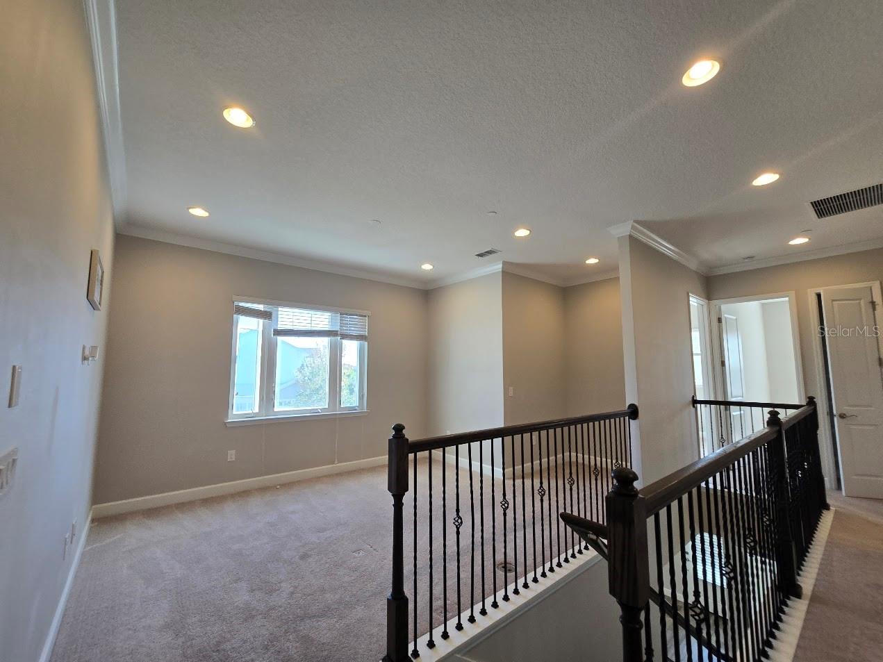 9121 LAUREATE BLVD, ORLANDO, FL, 32827
