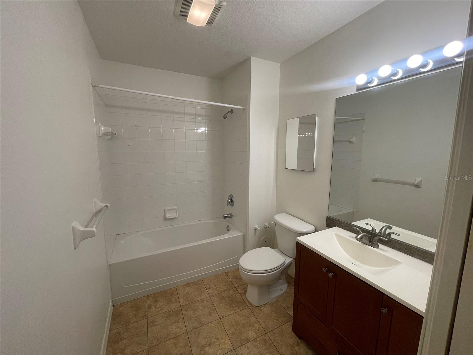 2061 WILLOW HAMMOCK CIR #106, PUNTA GORDA, FL, 33983