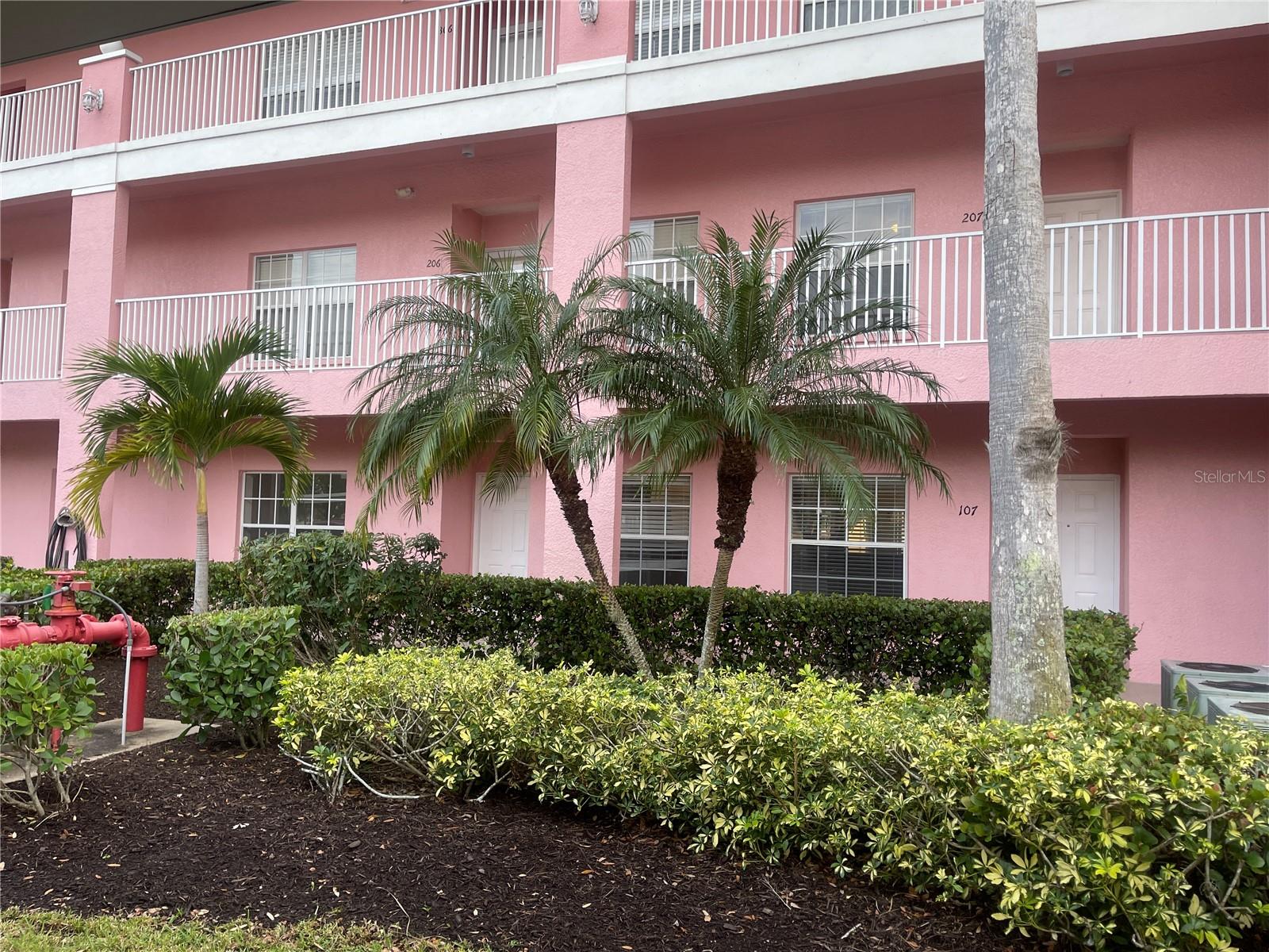 2061 WILLOW HAMMOCK CIR #106, PUNTA GORDA, FL, 33983