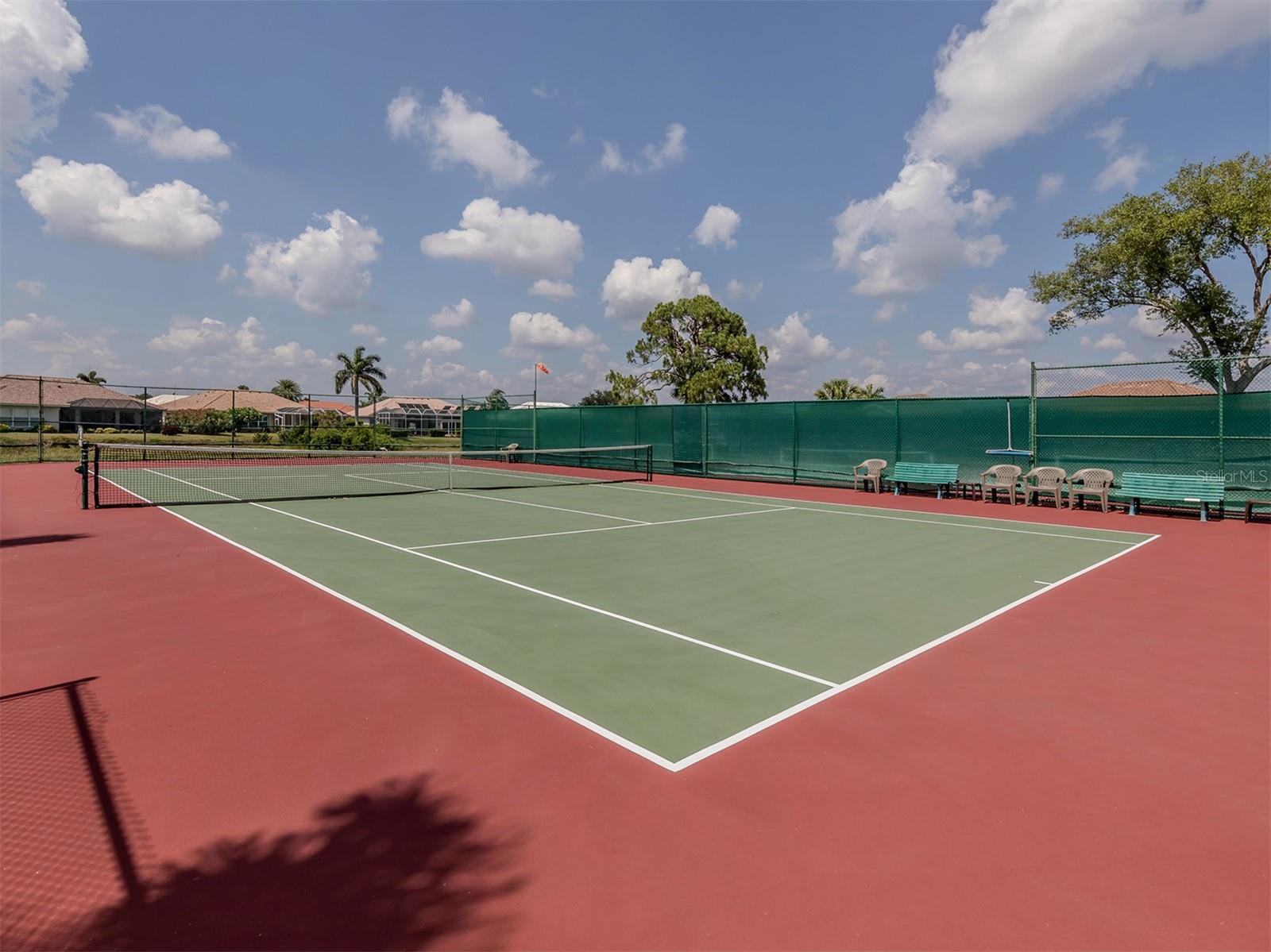 651 LAKESCENE DR, VENICE, FL, 34293