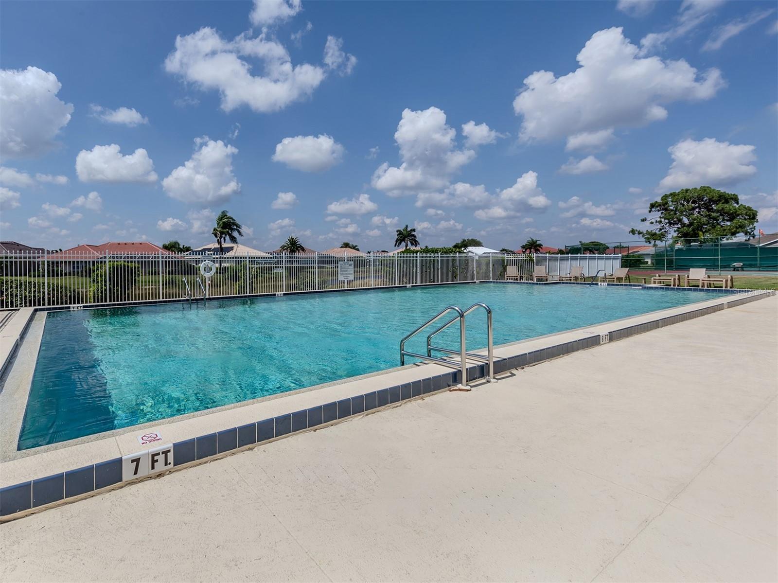 651 LAKESCENE DR, VENICE, FL, 34293