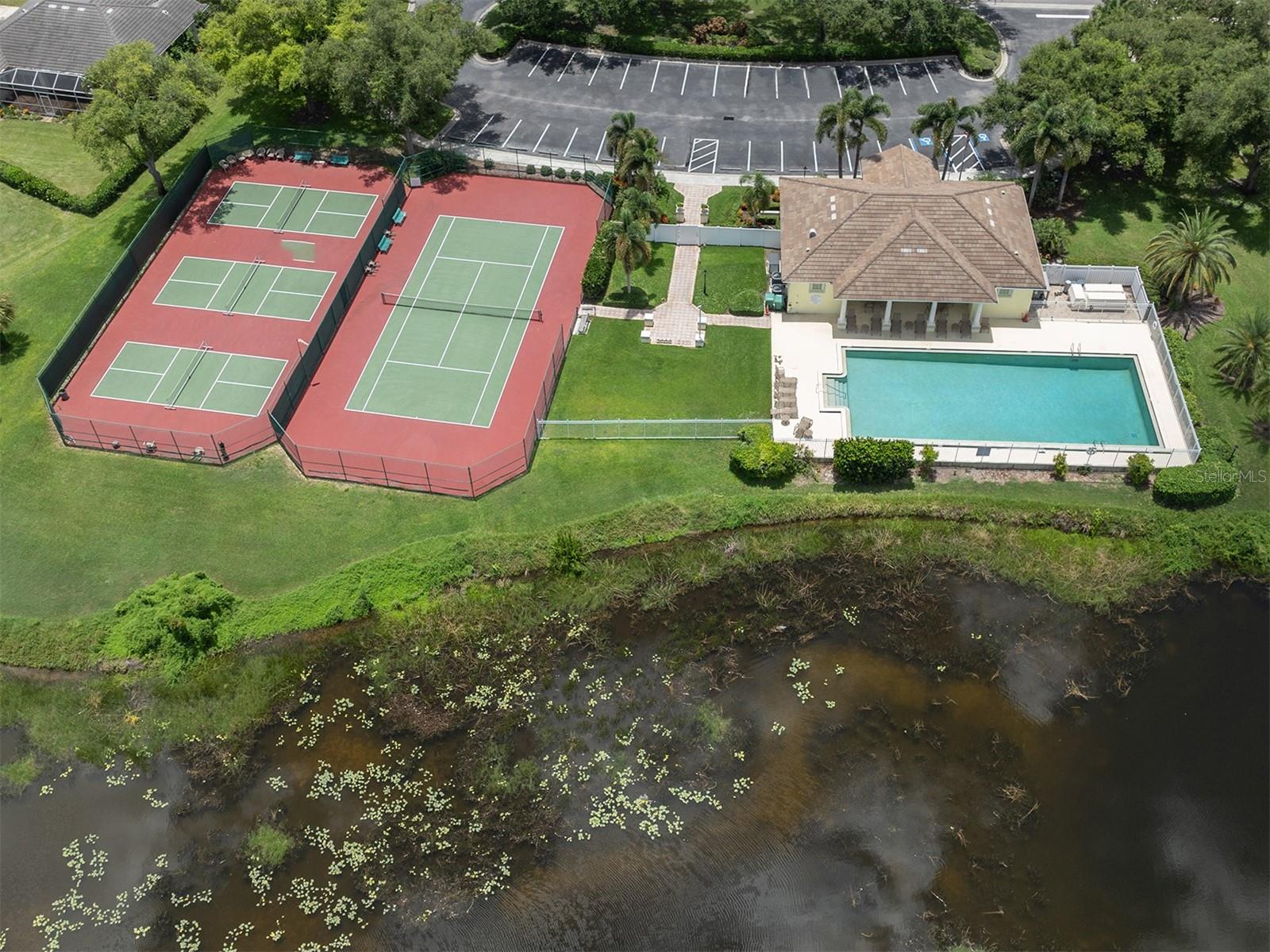 651 LAKESCENE DR, VENICE, FL, 34293