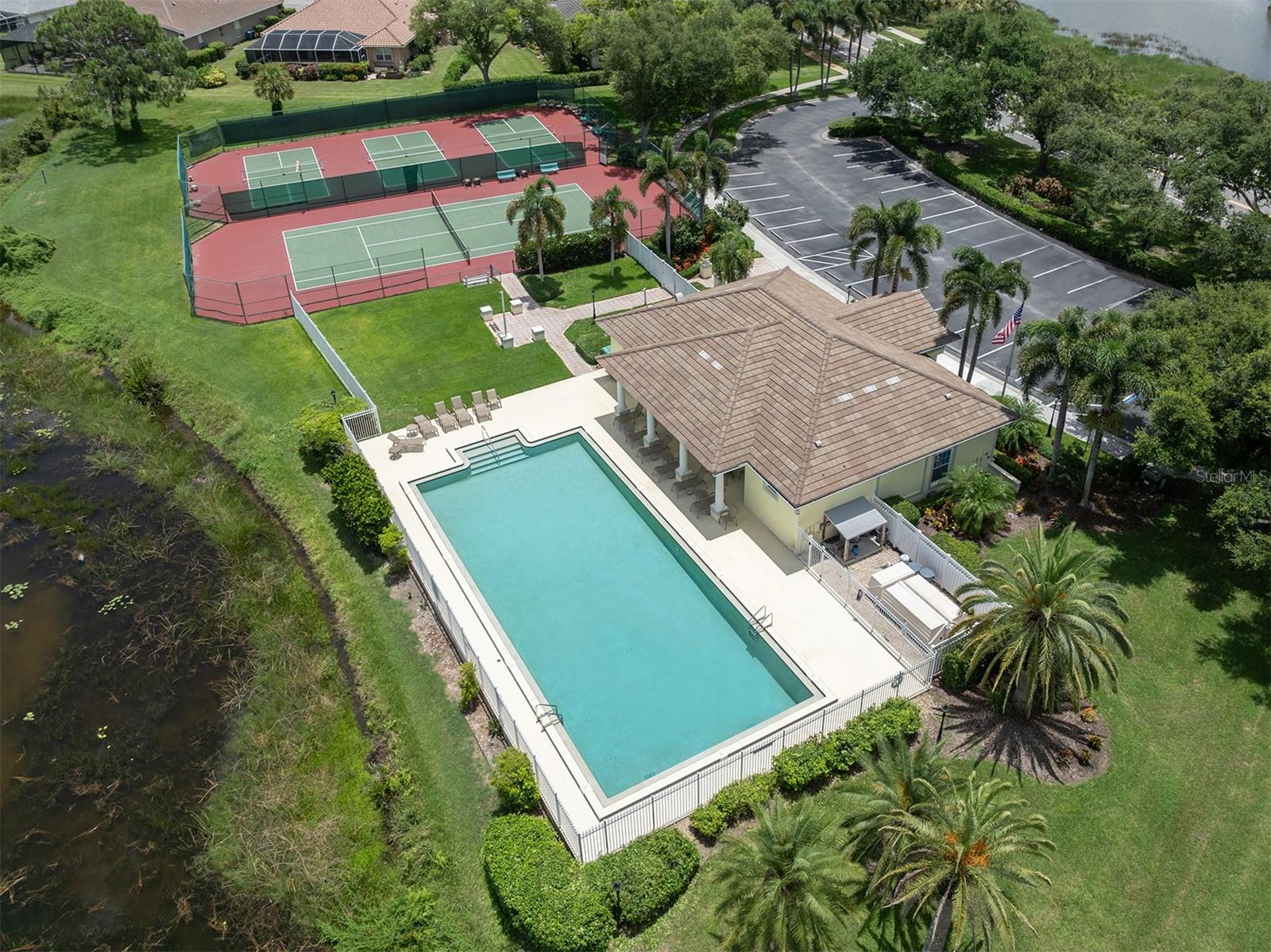 651 LAKESCENE DR, VENICE, FL, 34293