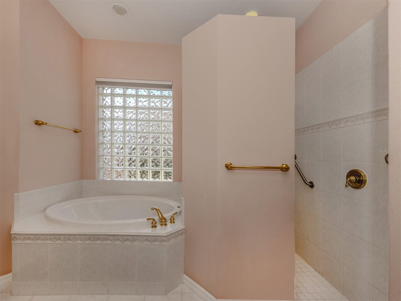 651 LAKESCENE DR, VENICE, FL, 34293