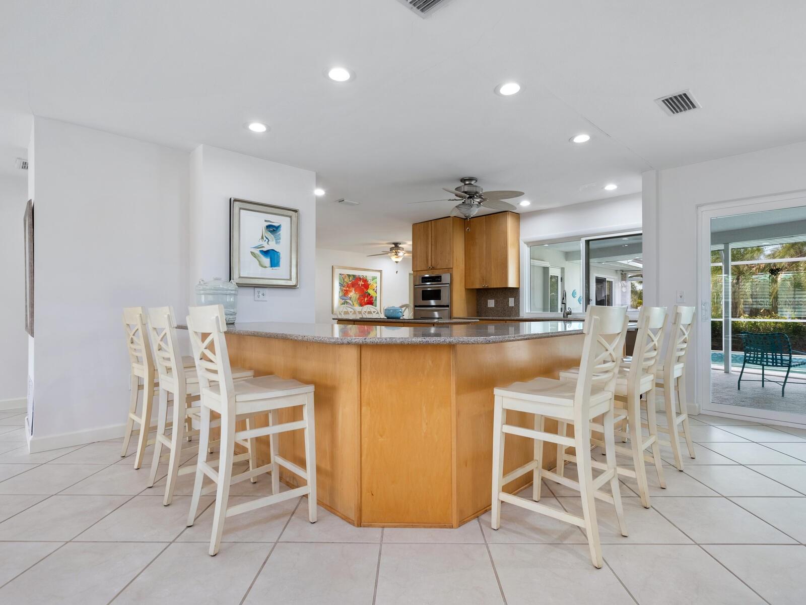 5560 SHADOW LAWN DR, SARASOTA, FL, 34242