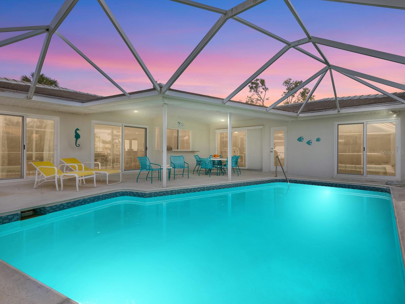5560 SHADOW LAWN DR, SARASOTA, FL, 34242