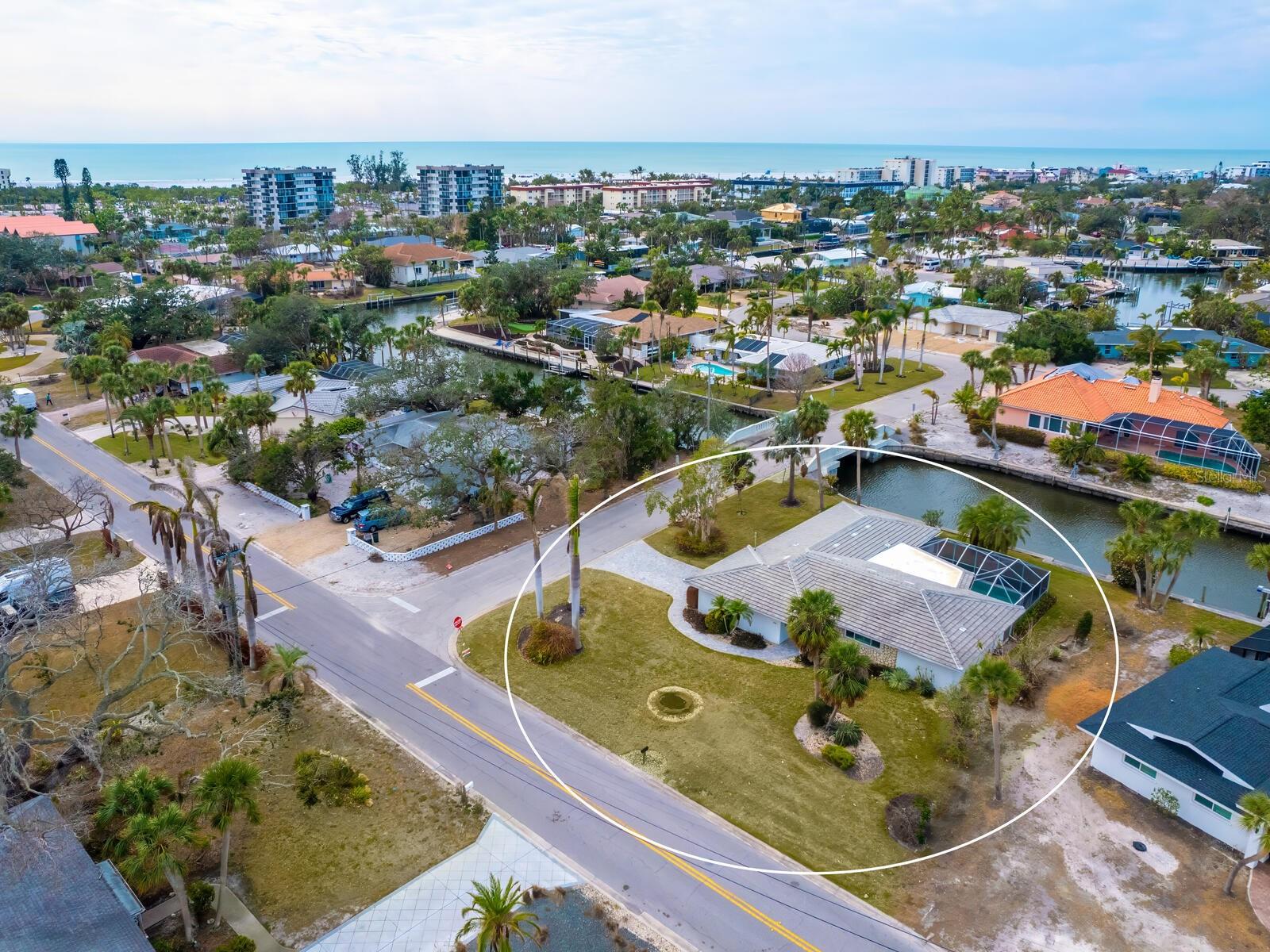 5560 SHADOW LAWN DR, SARASOTA, FL, 34242