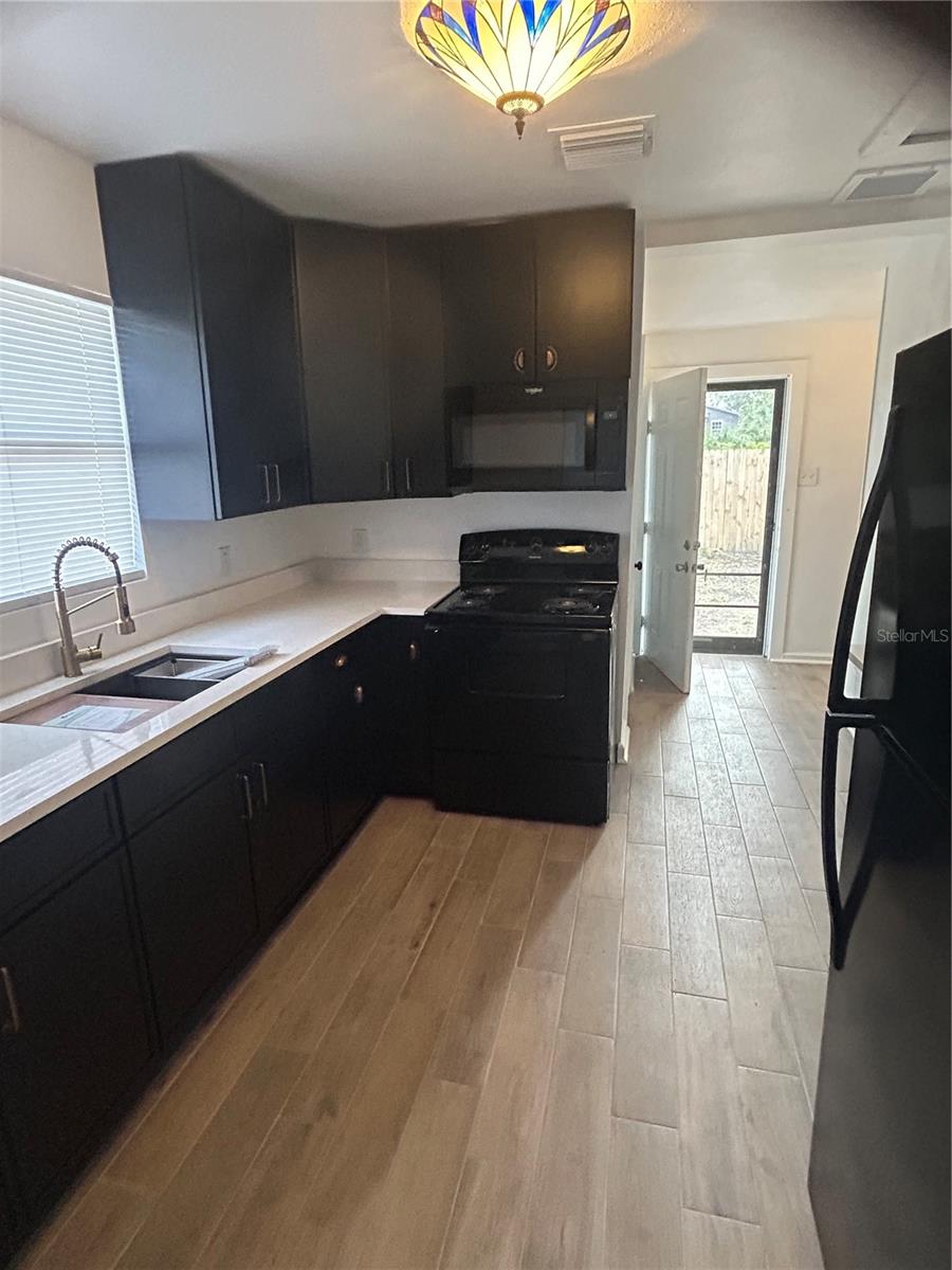 2122 9TH AVE S, ST PETERSBURG, FL, 33705