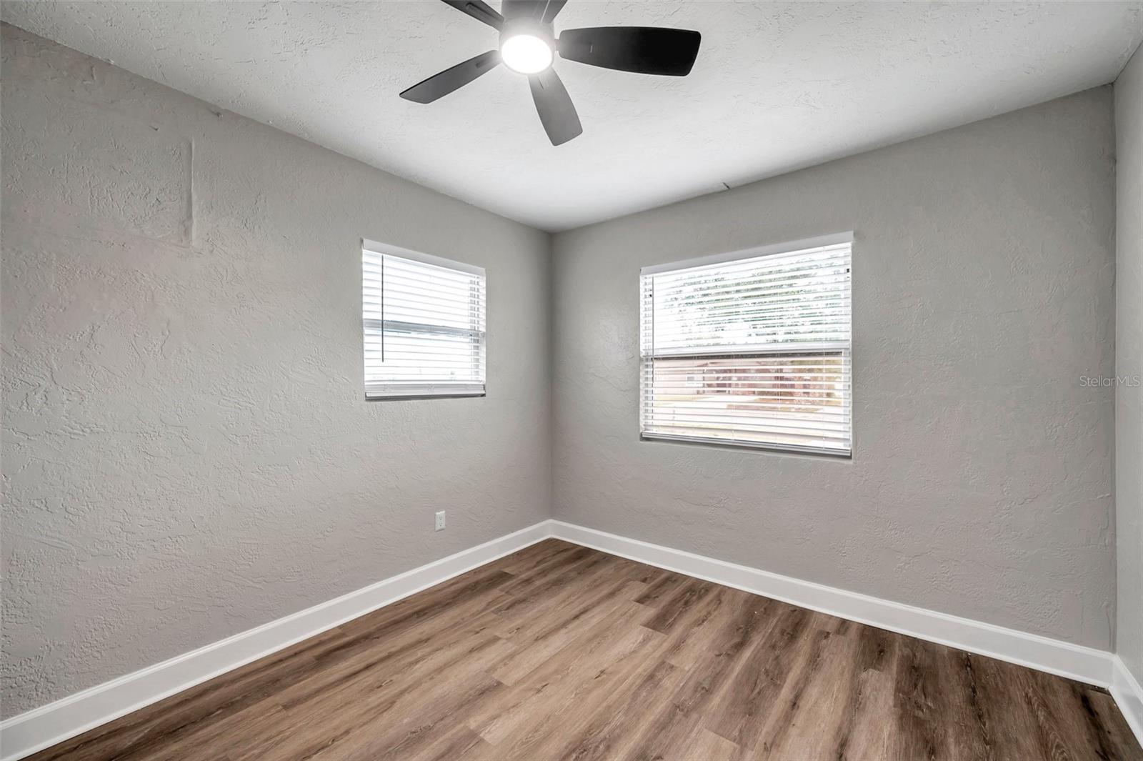 9850 55TH WAY N, PINELLAS PARK, FL, 33782