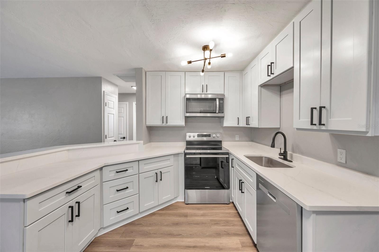 9850 55TH WAY N, PINELLAS PARK, FL, 33782