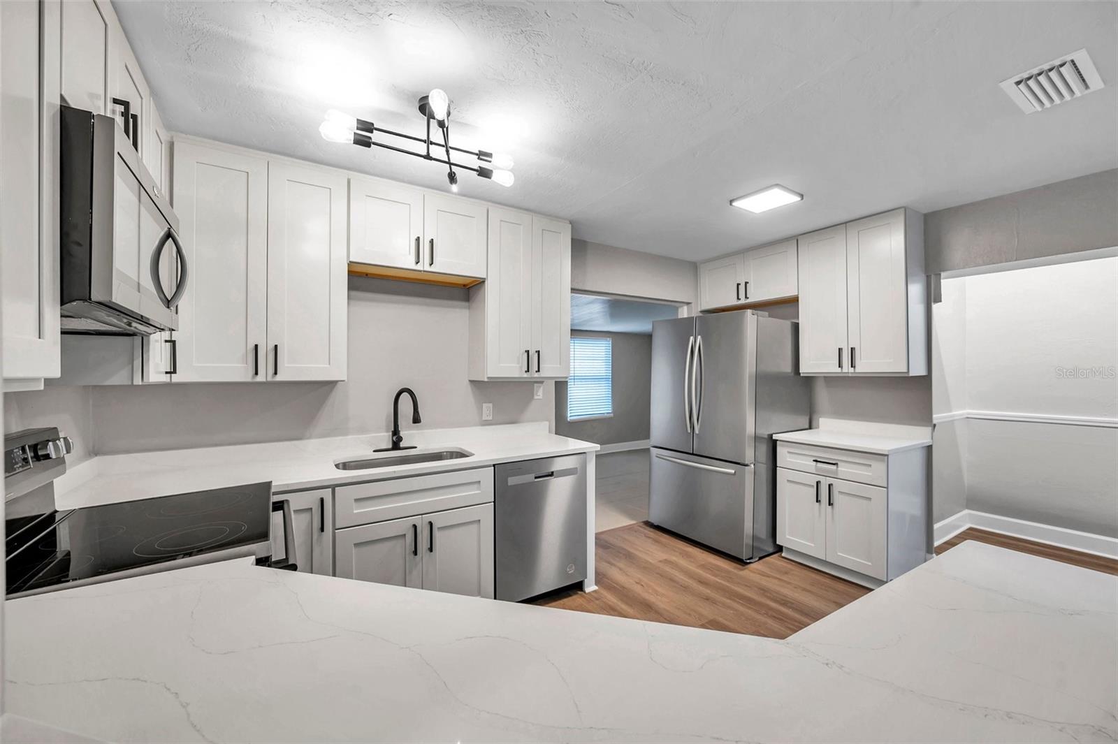 9850 55TH WAY N, PINELLAS PARK, FL, 33782