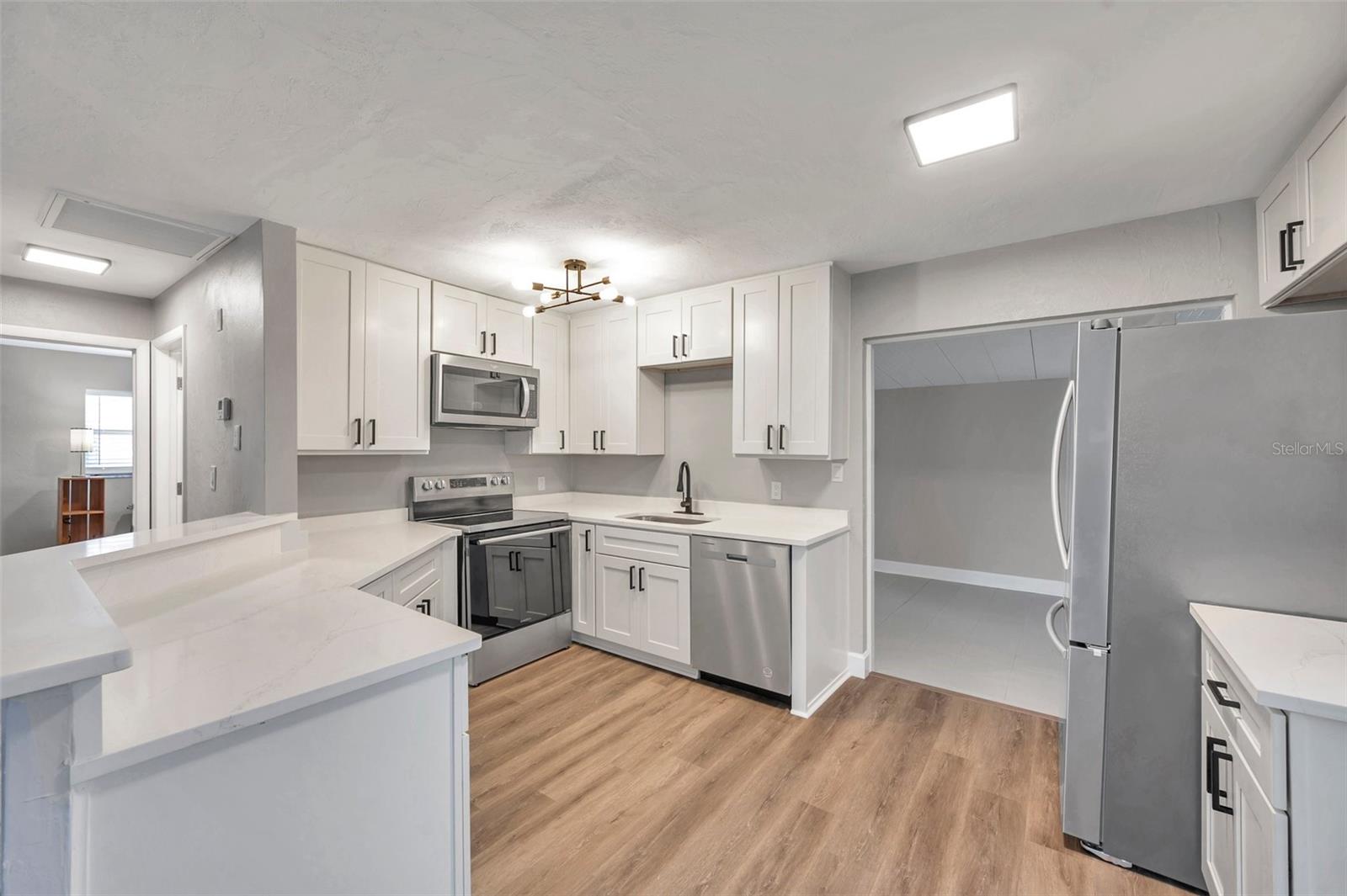 9850 55TH WAY N, PINELLAS PARK, FL, 33782
