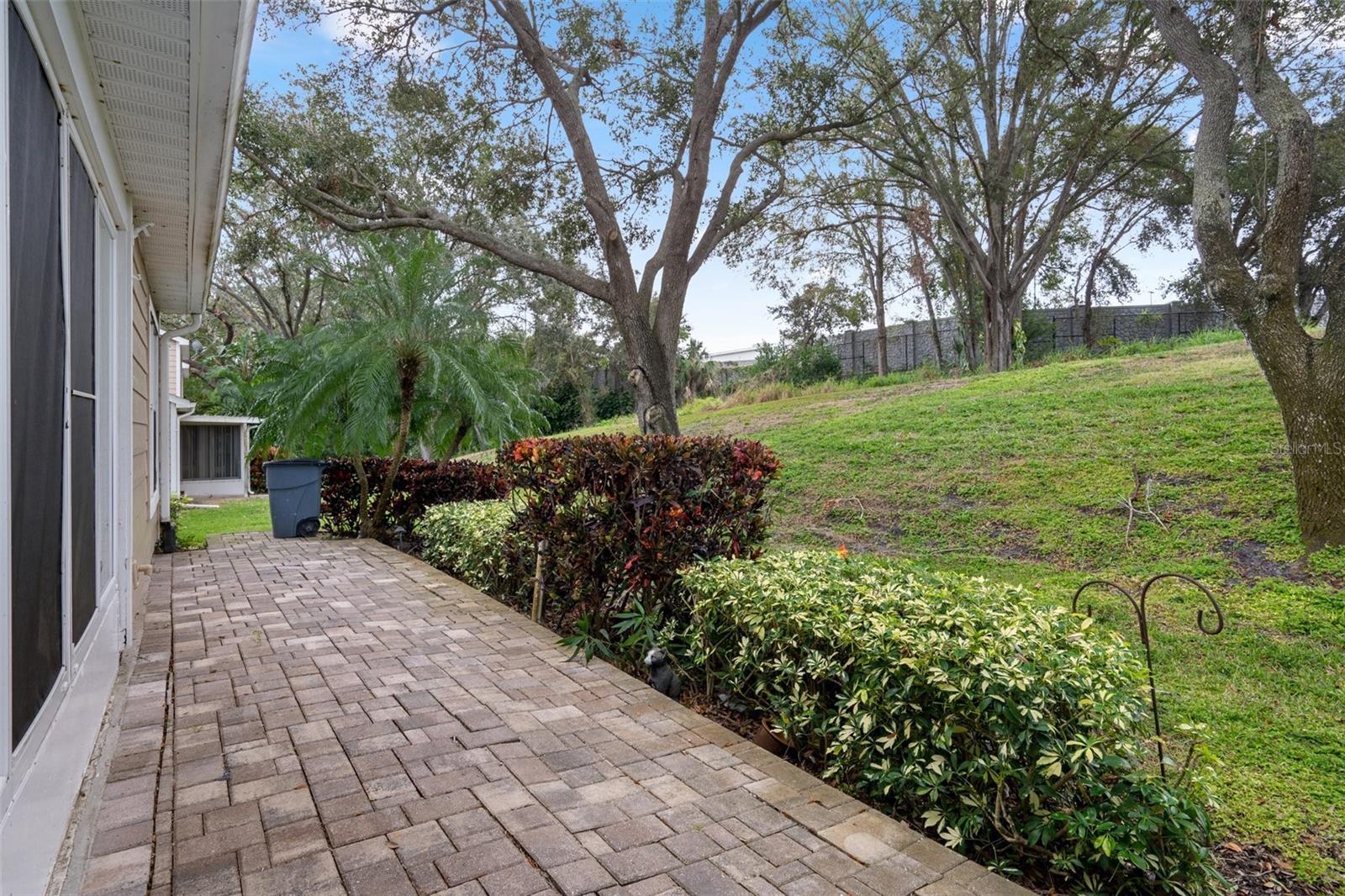 2422 HOUNDS TRL, PALM HARBOR, FL, 34683