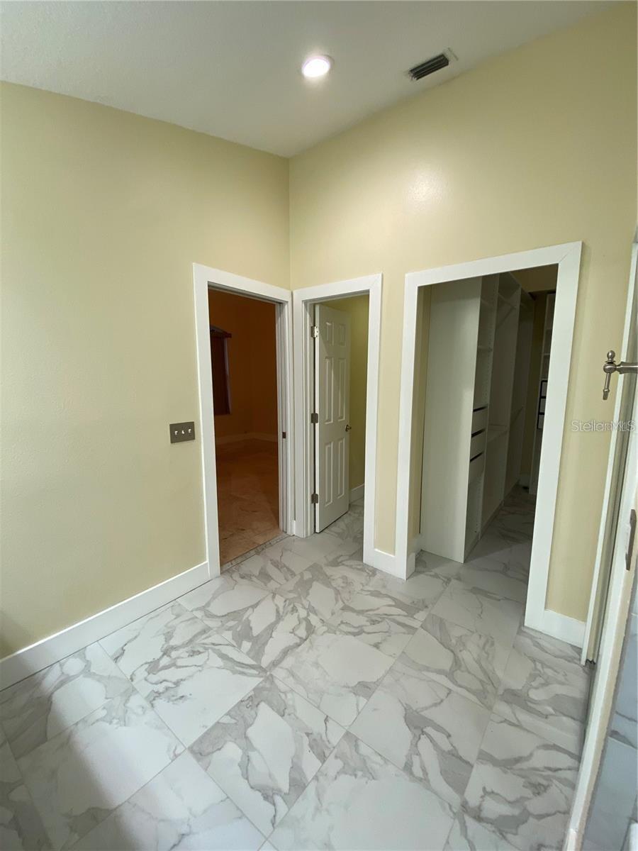 11011 CONNACHT WAY, TAMPA, FL, 33610