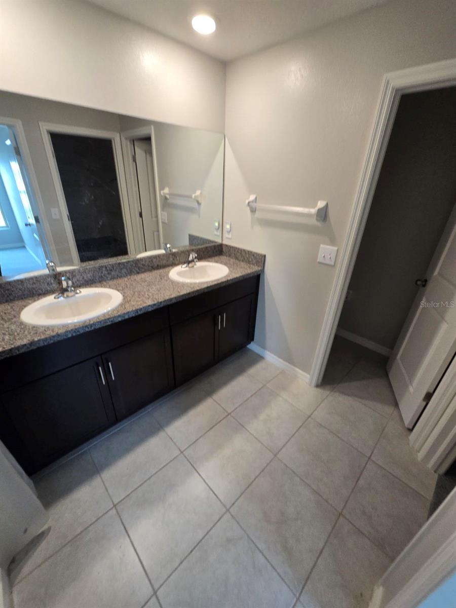 9701 LEMON DROP LOOP, SUN CITY CENTER, FL, 33573