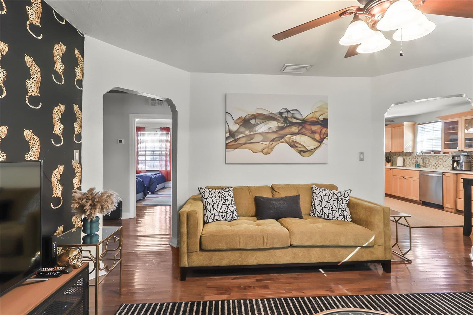 1108 E CHELSEA ST, TAMPA, FL, 33603