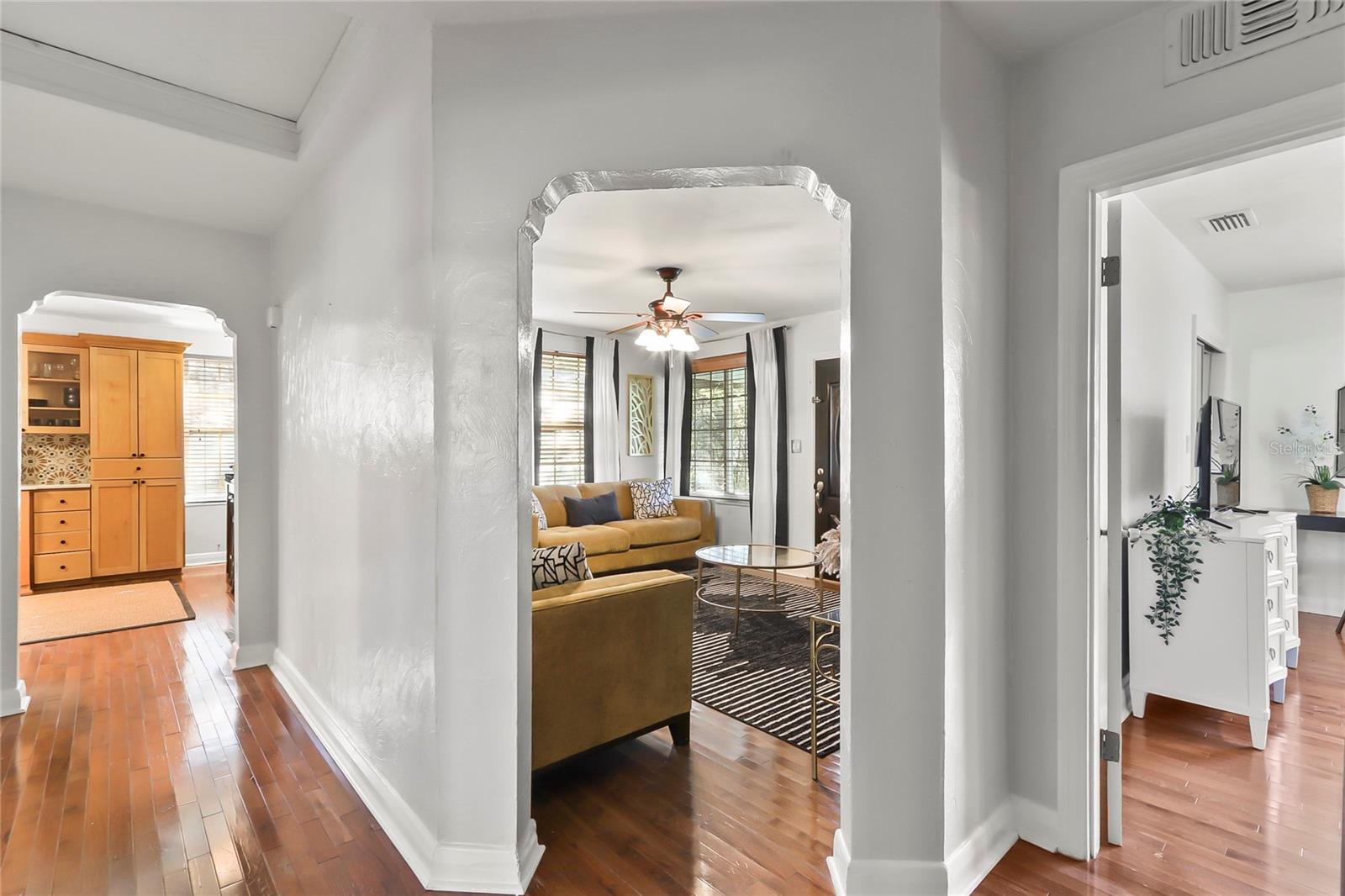 1108 E CHELSEA ST, TAMPA, FL, 33603