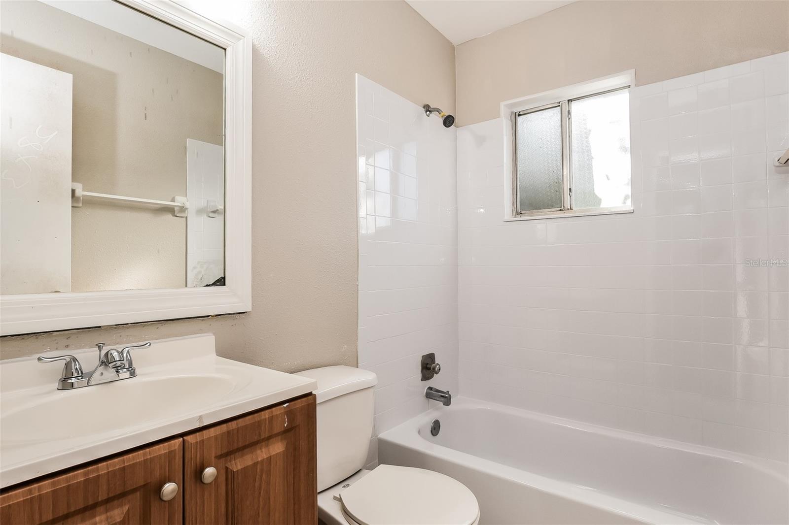 111 WILDWOOD DR, SANFORD, FL, 32773
