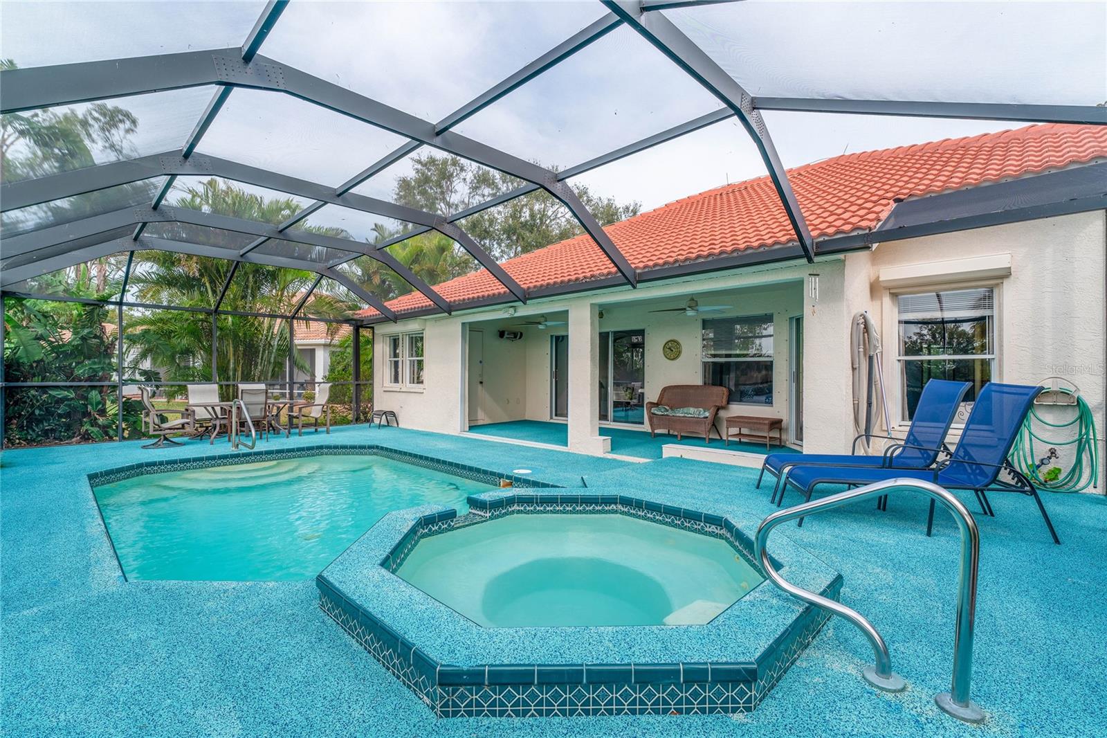 936 KINGS BLVD, SUN CITY CENTER, FL, 33573