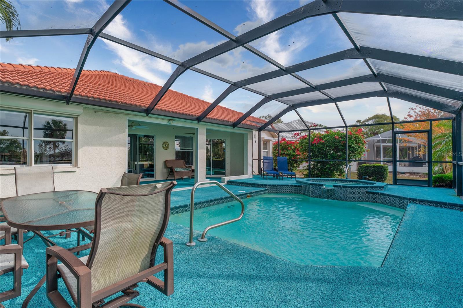 936 KINGS BLVD, SUN CITY CENTER, FL, 33573