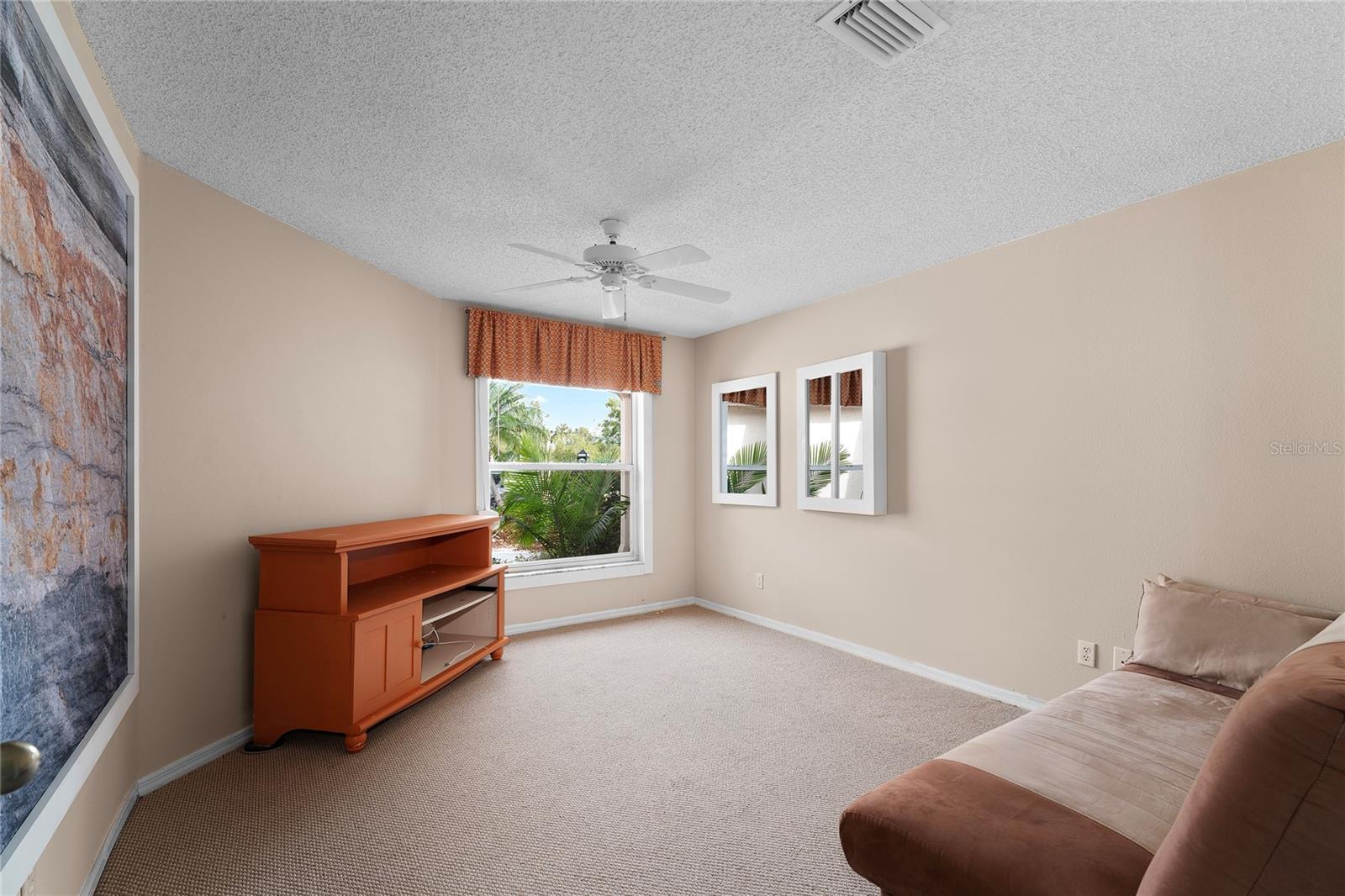936 KINGS BLVD, SUN CITY CENTER, FL, 33573