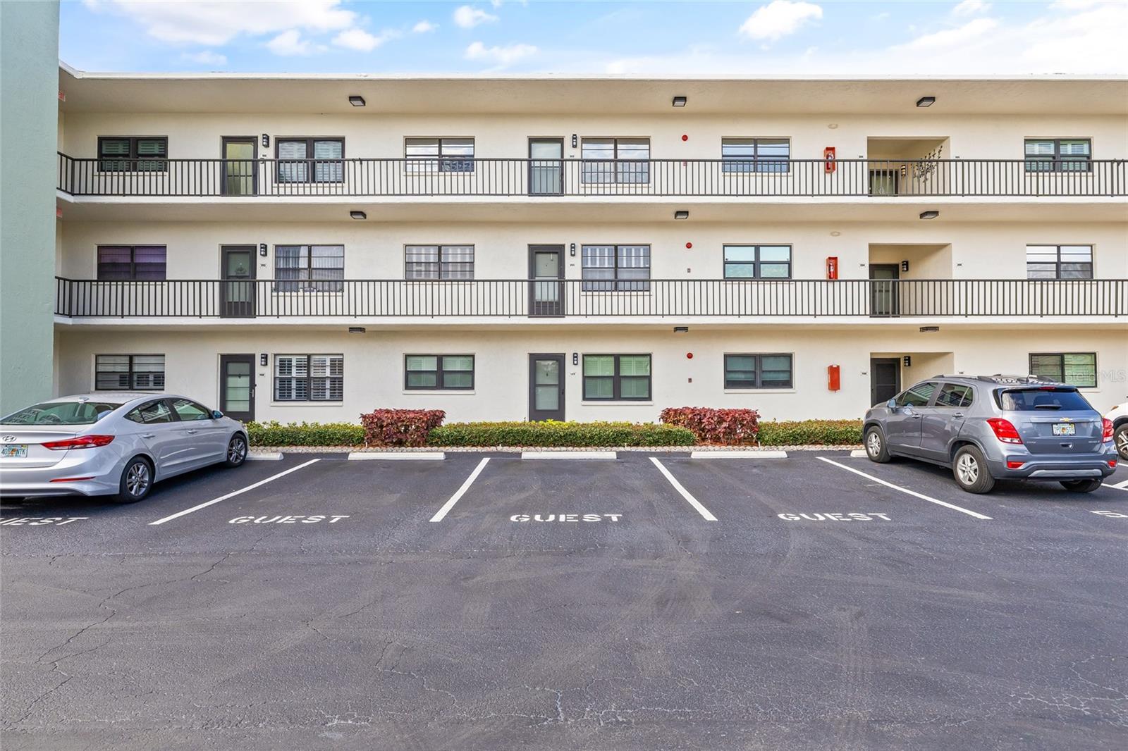 5980 TERRACE PARK DR N #203, ST PETERSBURG, FL, 33709