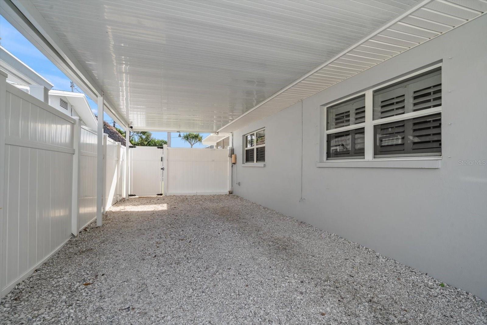 1761 EATON DR NE, CLEARWATER, FL, 33756
