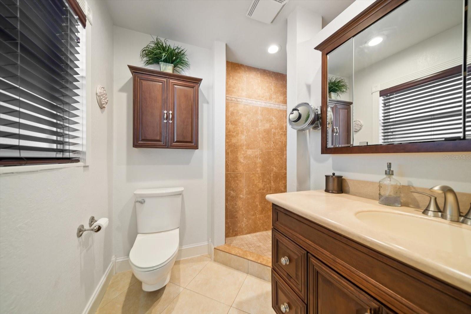 1761 EATON DR NE, CLEARWATER, FL, 33756