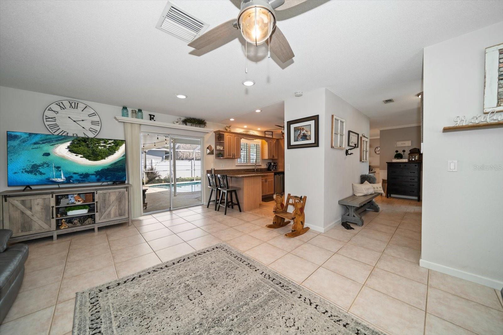 1761 EATON DR NE, CLEARWATER, FL, 33756