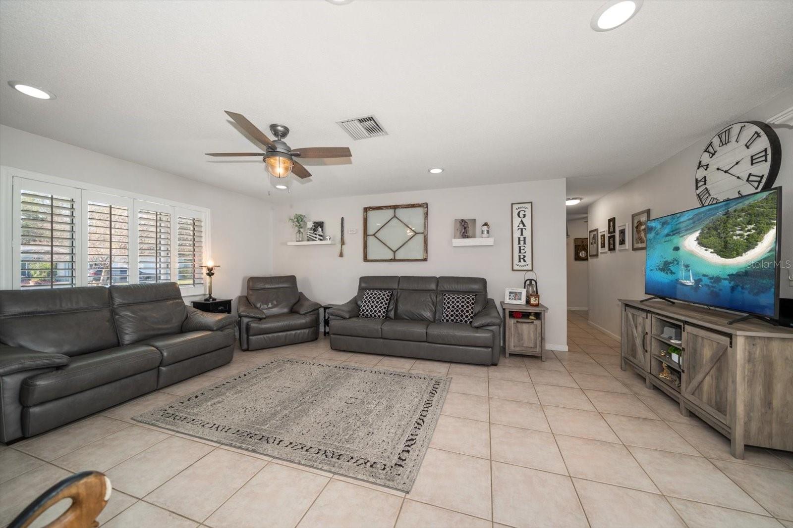 1761 EATON DR NE, CLEARWATER, FL, 33756