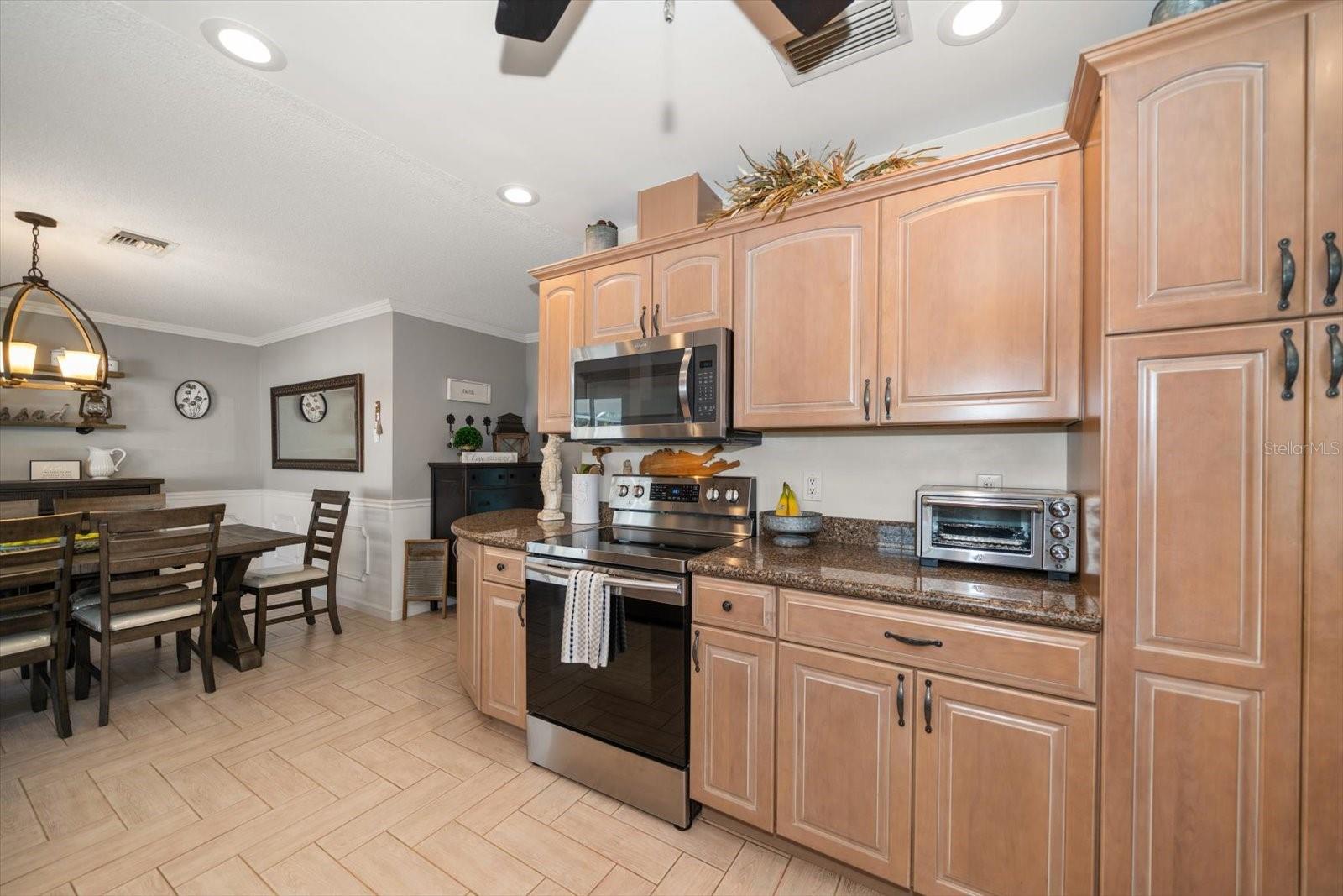 1761 EATON DR NE, CLEARWATER, FL, 33756
