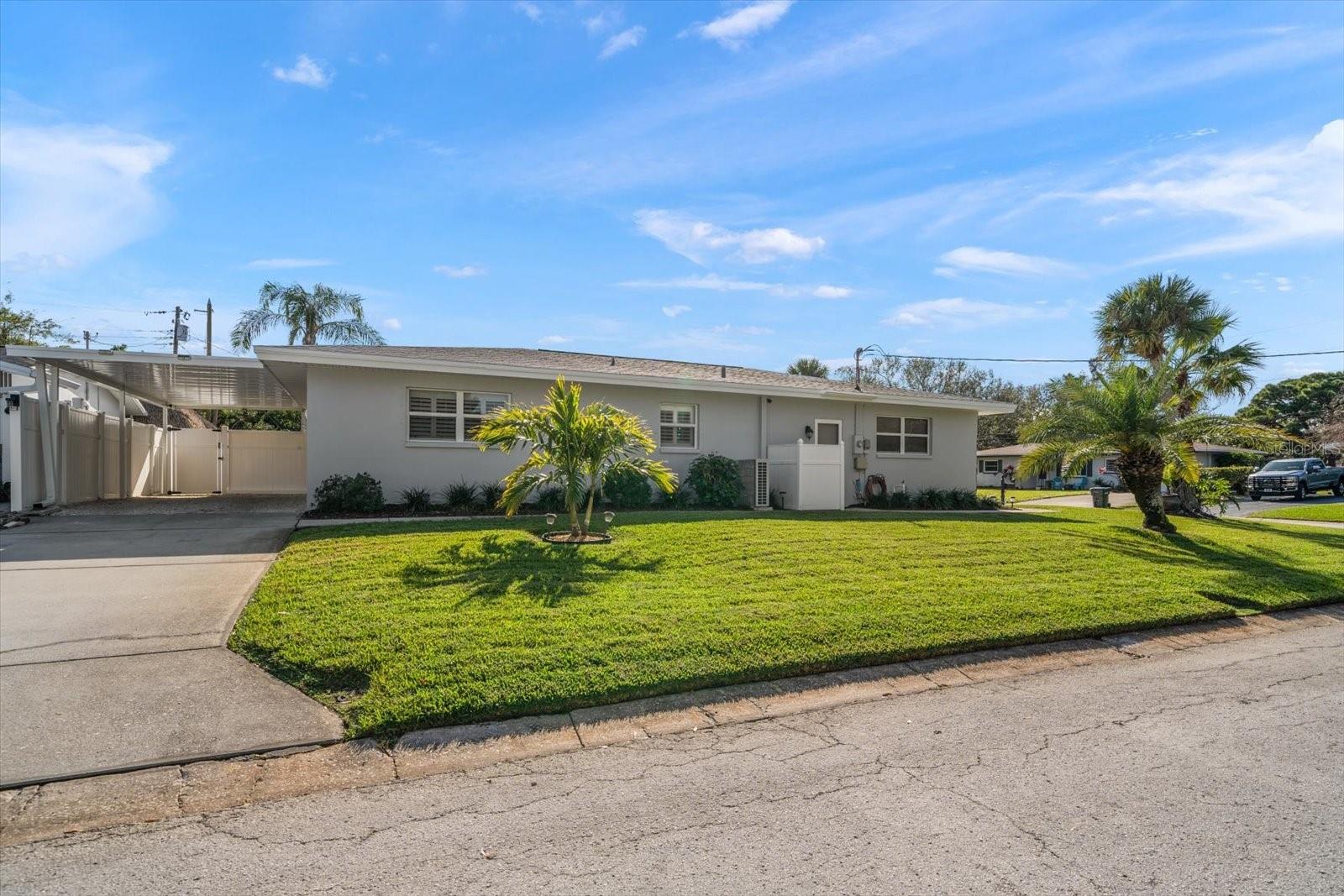 1761 EATON DR NE, CLEARWATER, FL, 33756