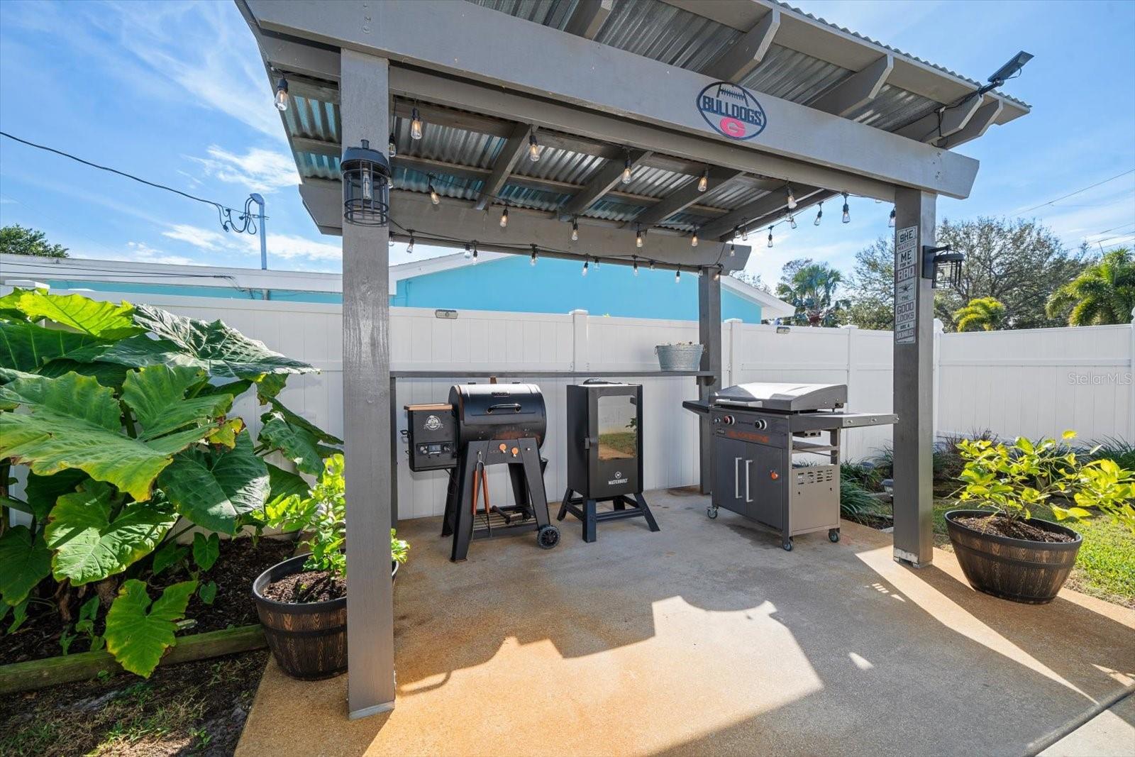 1761 EATON DR NE, CLEARWATER, FL, 33756