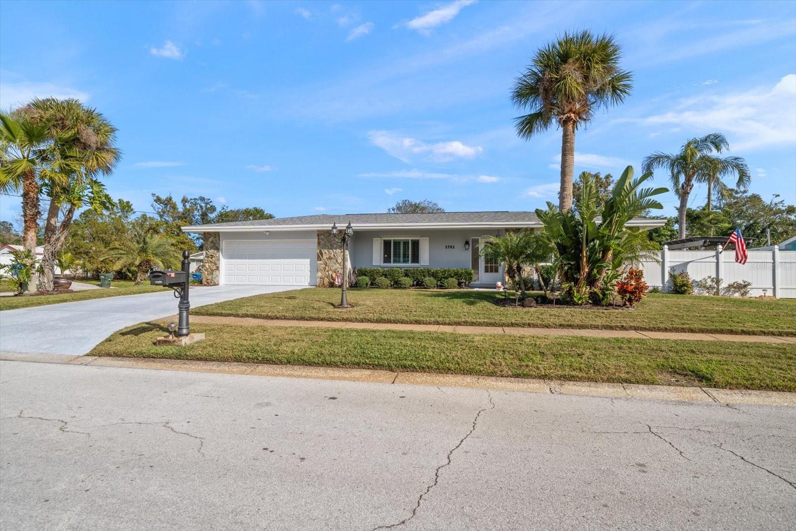 1761 EATON DR NE, CLEARWATER, FL, 33756