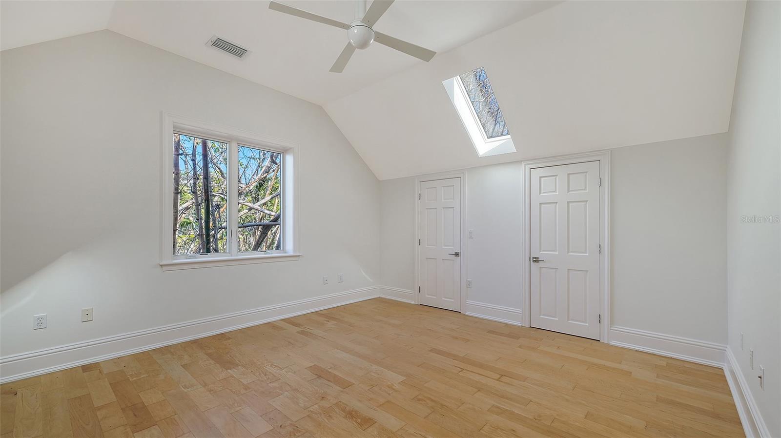 7429 SANDERLING RD, SARASOTA, FL, 34242