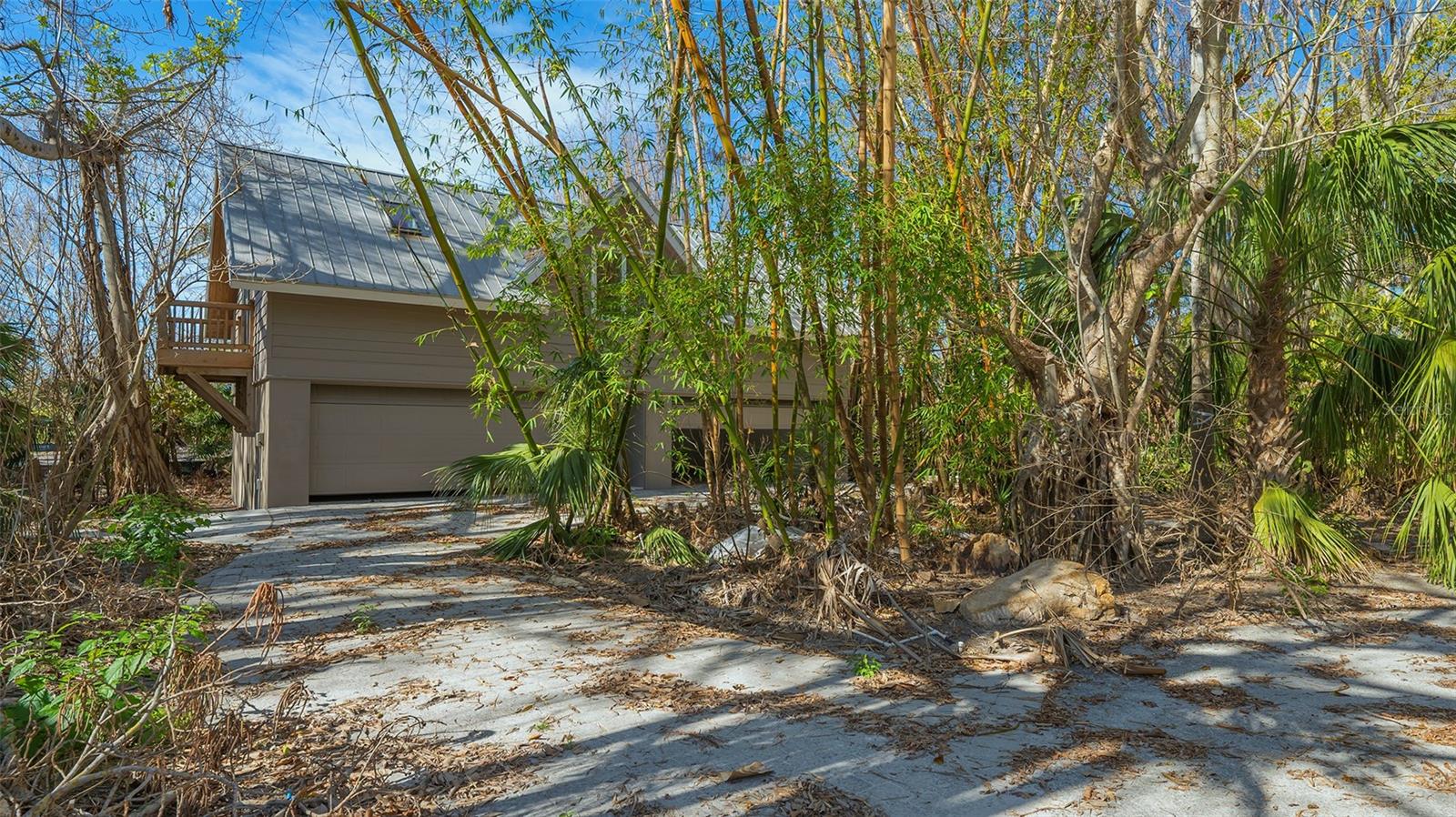 7429 SANDERLING RD, SARASOTA, FL, 34242