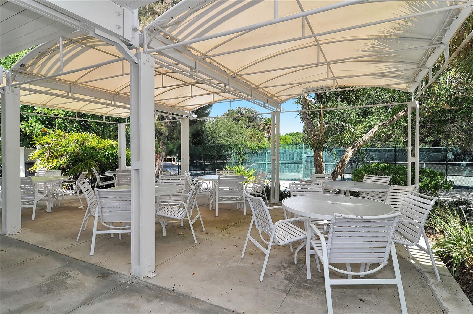 7429 SANDERLING RD, SARASOTA, FL, 34242