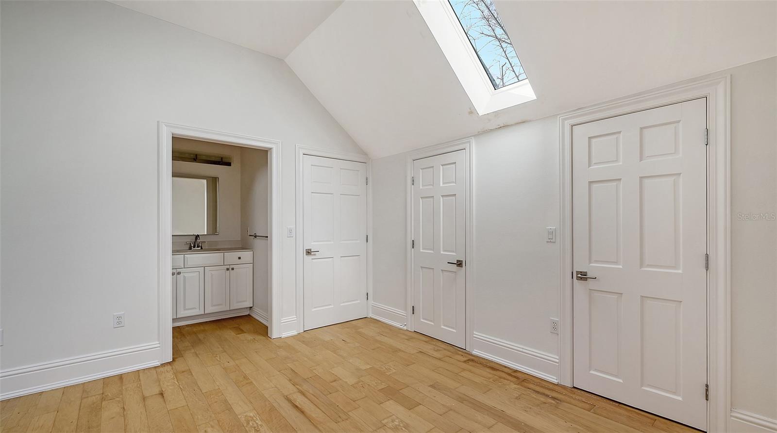 7429 SANDERLING RD, SARASOTA, FL, 34242