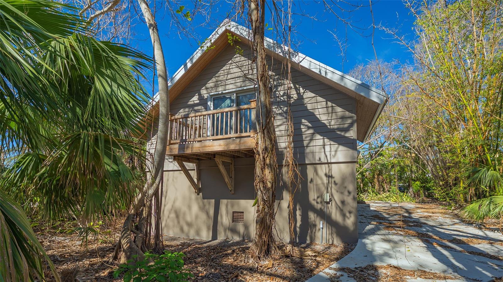 7429 SANDERLING RD, SARASOTA, FL, 34242