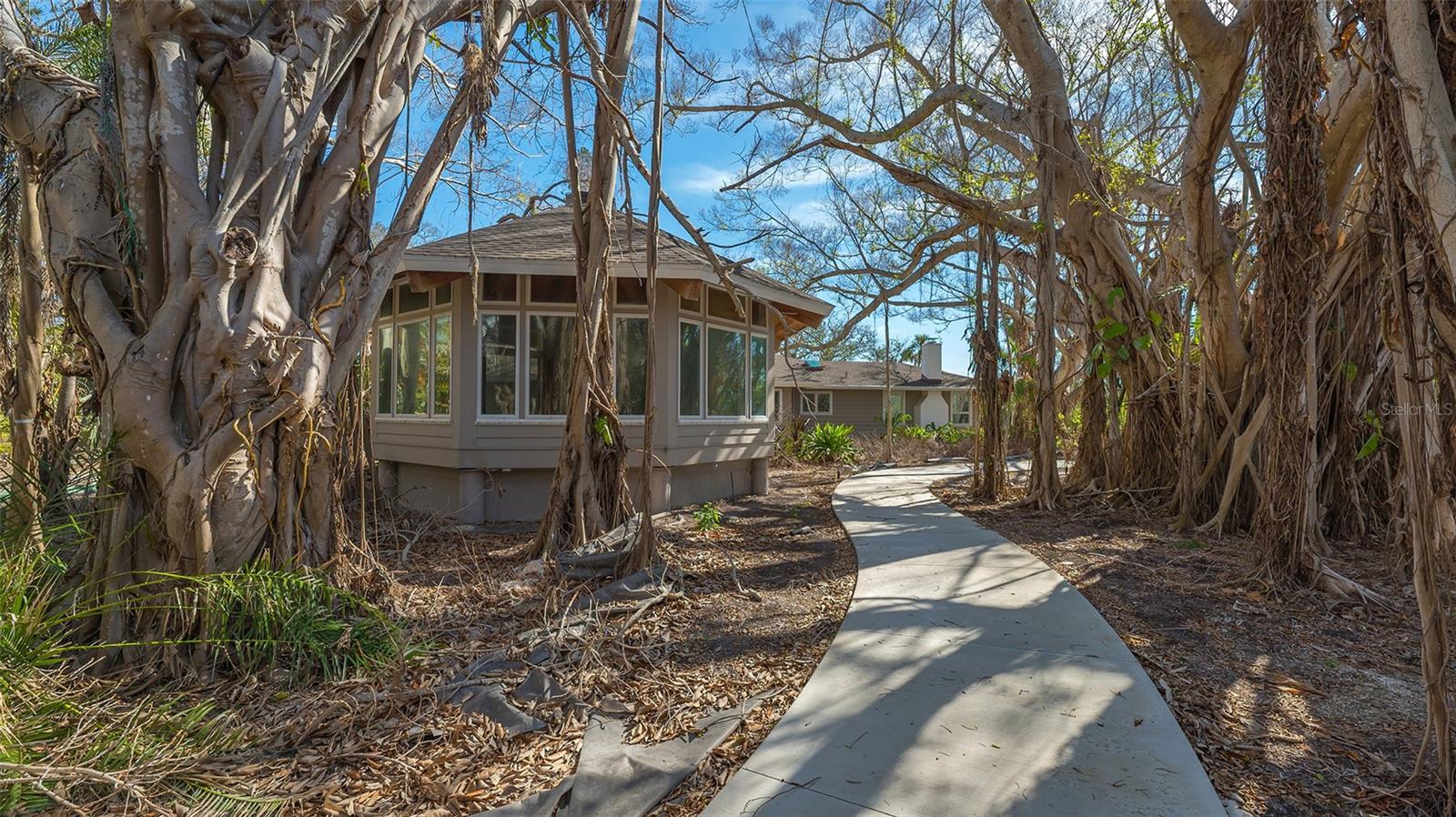 7429 SANDERLING RD, SARASOTA, FL, 34242