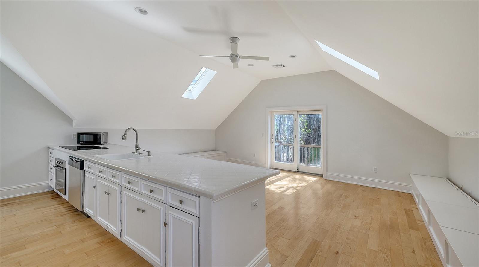 7429 SANDERLING RD, SARASOTA, FL, 34242