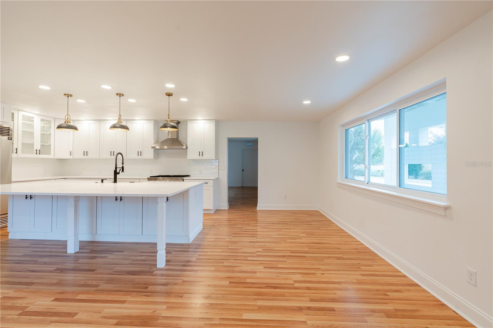 25335 TROON AVE, SORRENTO, FL, 32776