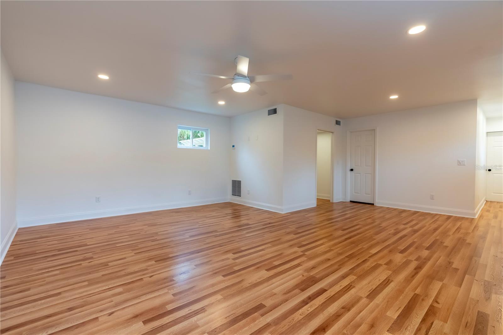 25335 TROON AVE, SORRENTO, FL, 32776