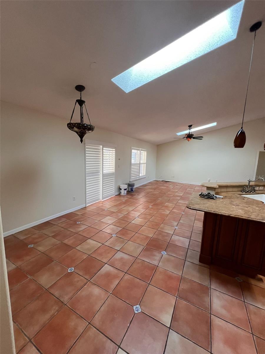10810 DEARDEN CIR, ORLANDO, FL, 32817